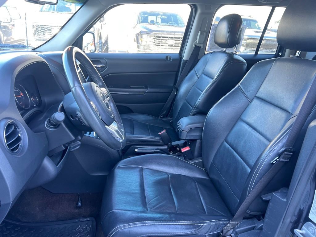 Used 2014 Jeep Patriot Limited w/ Sun/Sound Group image 11