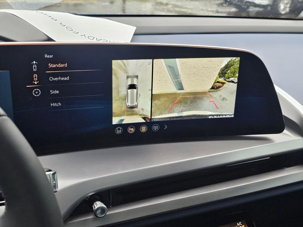 New 2026 Cadillac Vistiq Premium Luxury image 43