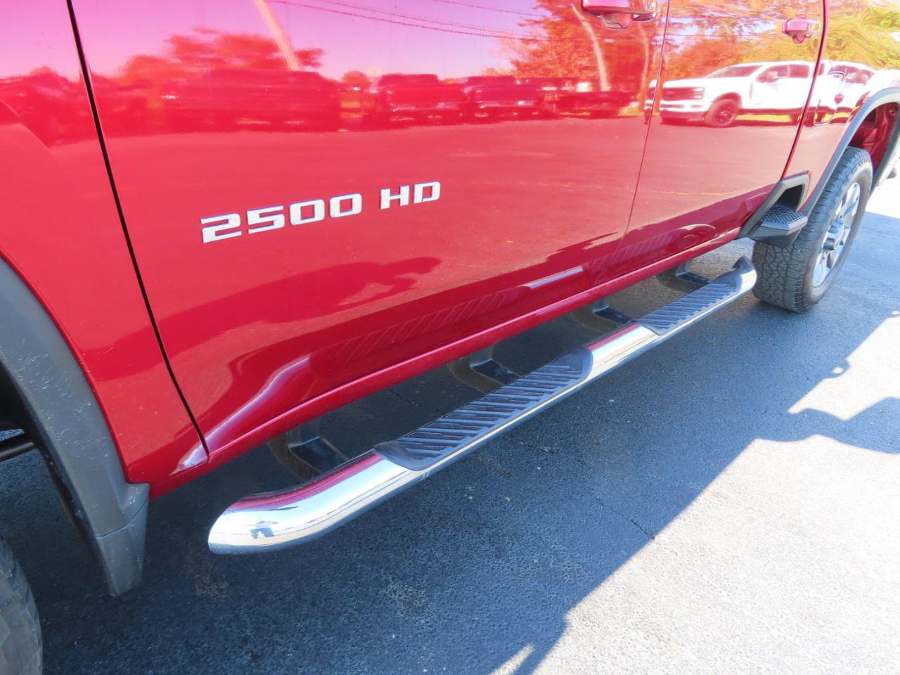 Used 2024 Chevrolet Silverado 2500 LT AWD/4WD image 15