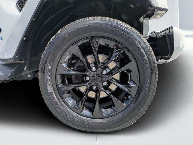 Used 2021 Jeep Wrangler Unlimited Sahara AWD/4WD image 10