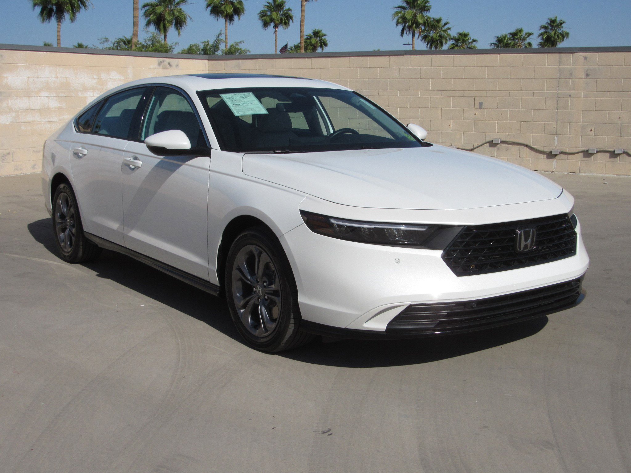 Certified 2024 Honda Accord EX-L image 2