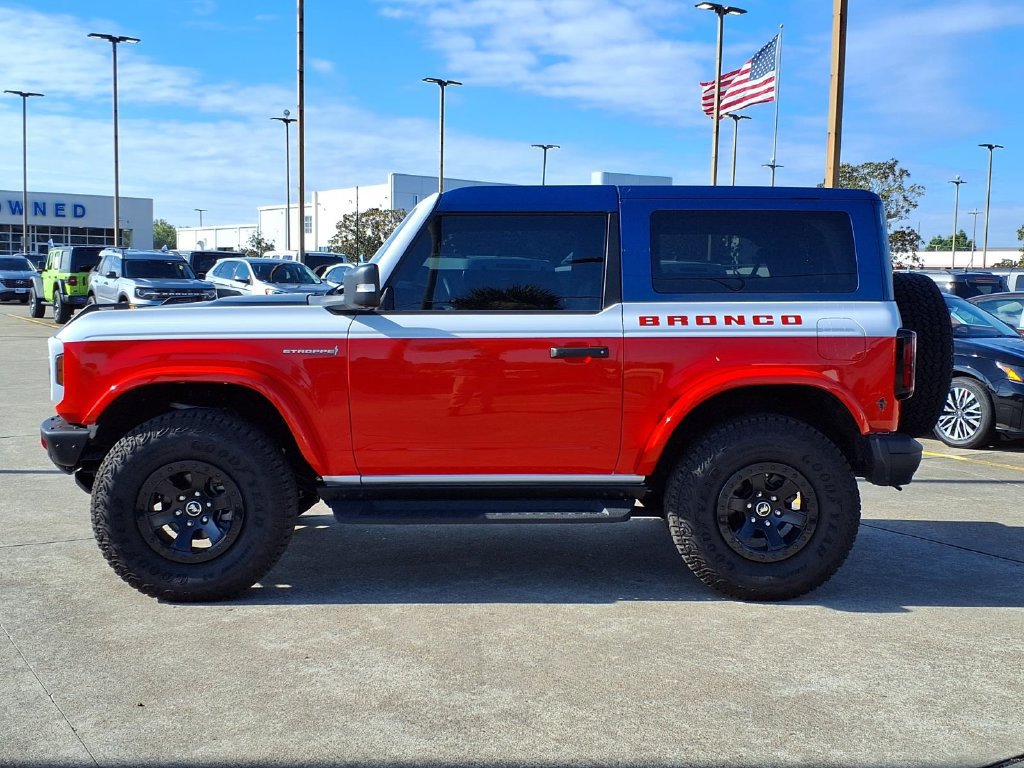 Used 2025 Ford Bronco Stroppe Edition AWD/4WD image 3