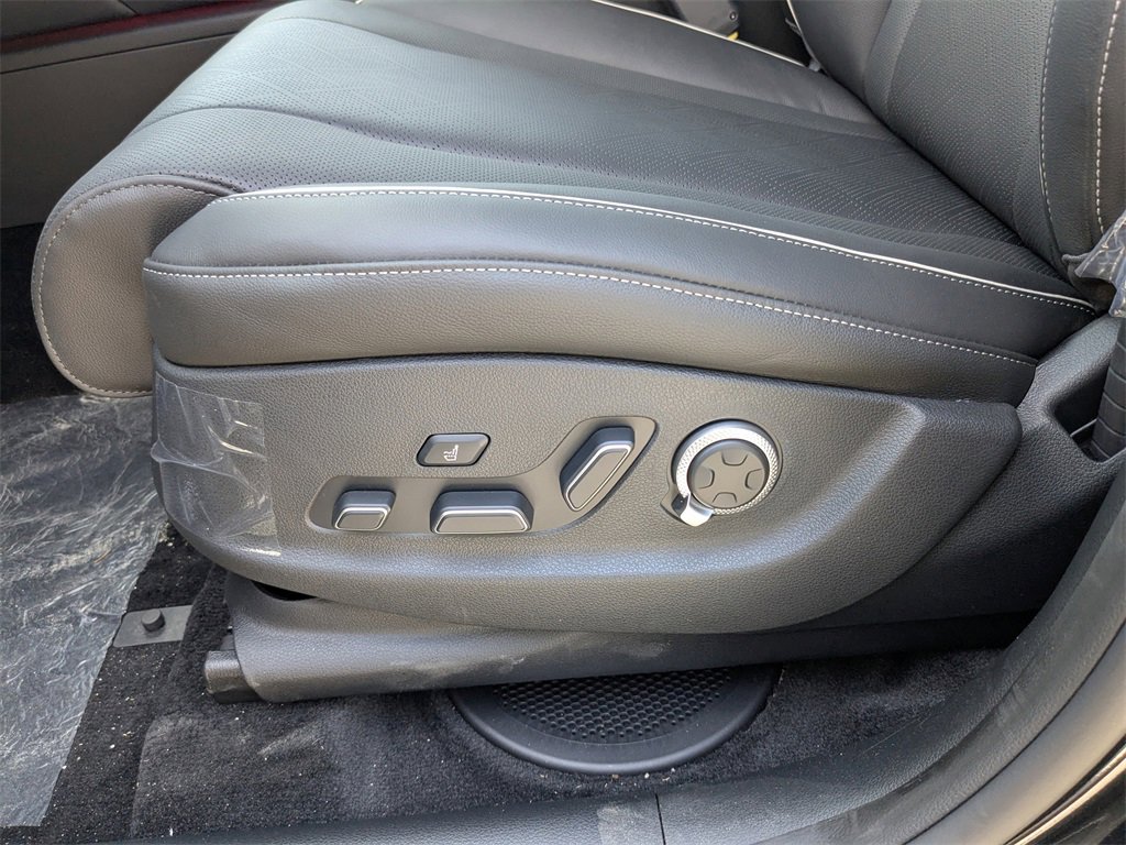 New 2025 Genesis GV80 3.5T Advanced image 17