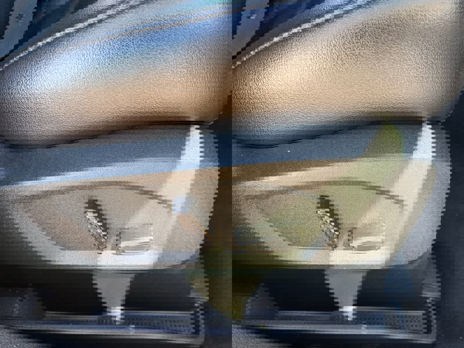 Used 2022 Ford Edge Titanium image 14