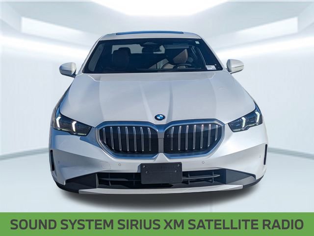 Used 2024 BMW 530i xDrive w/ Premium Package image 10