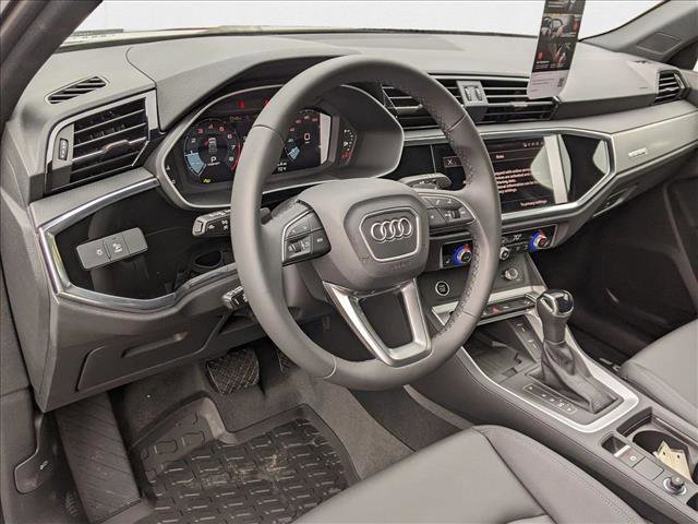New 2025 Audi Q3 2.0T Premium image 3
