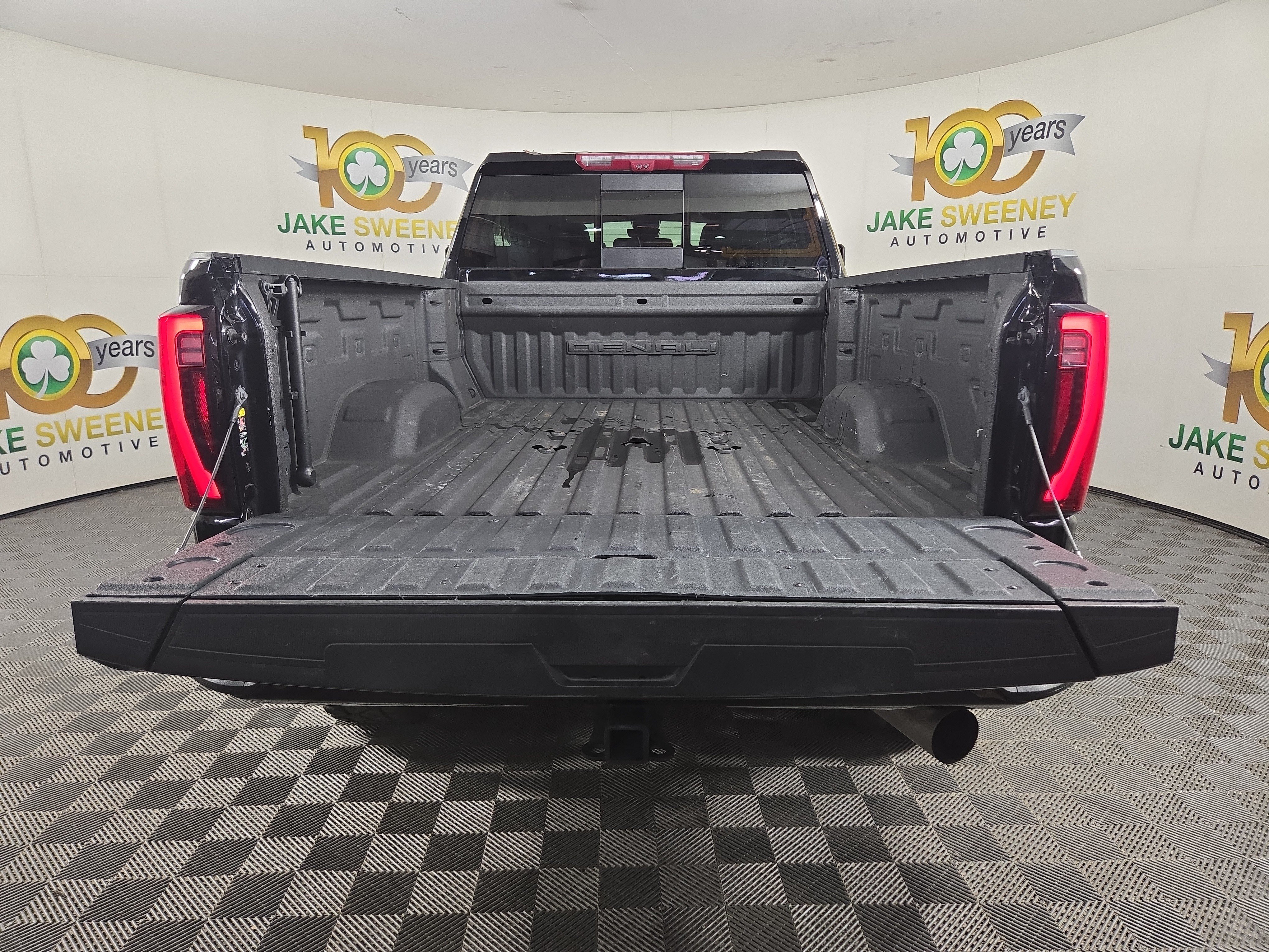 Used 2024 GMC Sierra 2500 Denali w/ Denali Reserve Package AWD/4WD image 34