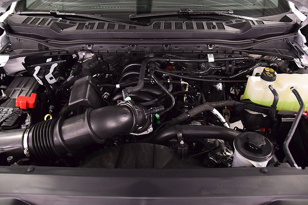 New 2026 Ford F250 XL w/ XL Chrome Package image 32