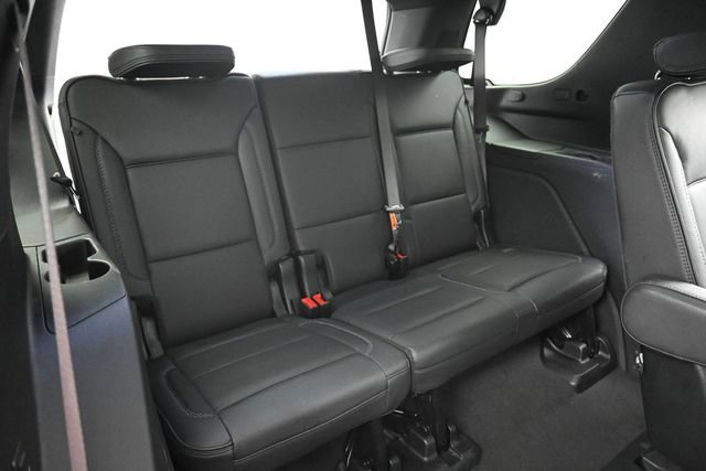 Used 2025 GMC Yukon Denali AWD/4WD image 24