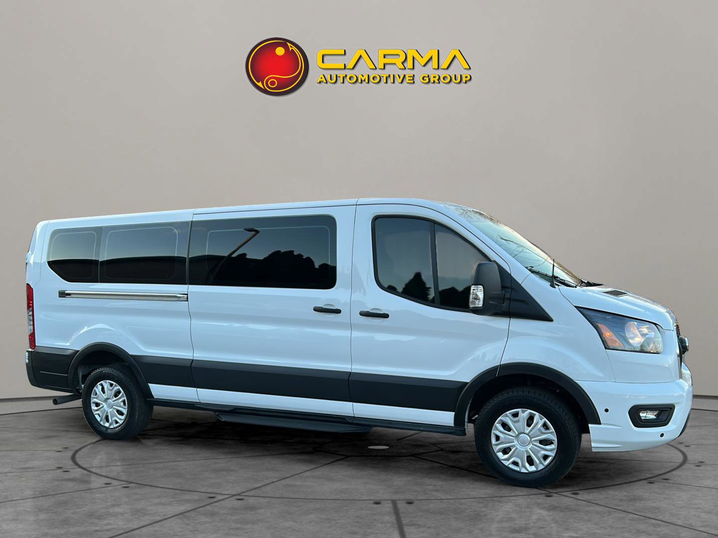 Used 2025 Ford Transit 350 XLT image 10