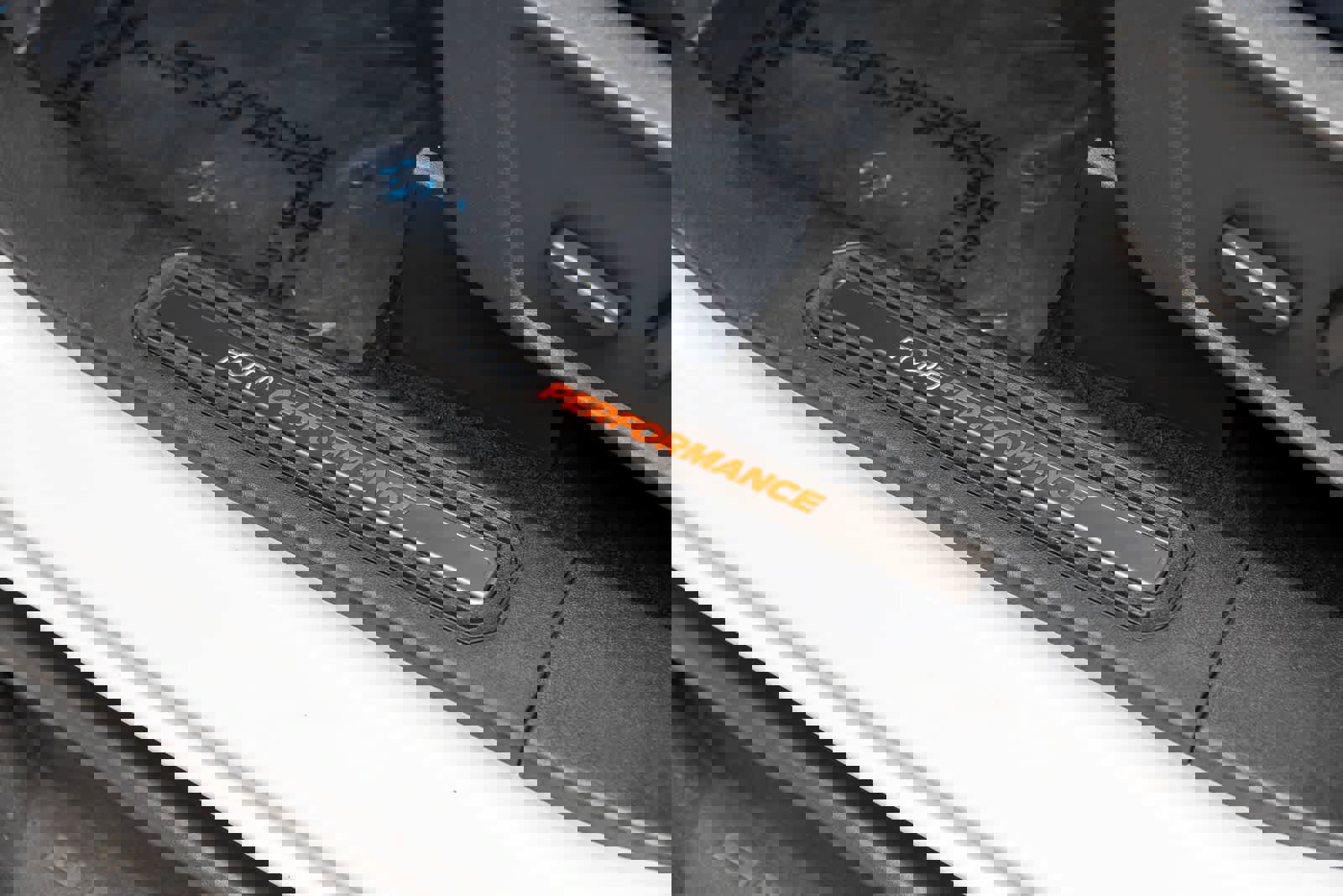 Used 2025 Ford Bronco Raptor w/ Interior Carbon Fiber Pack image 25