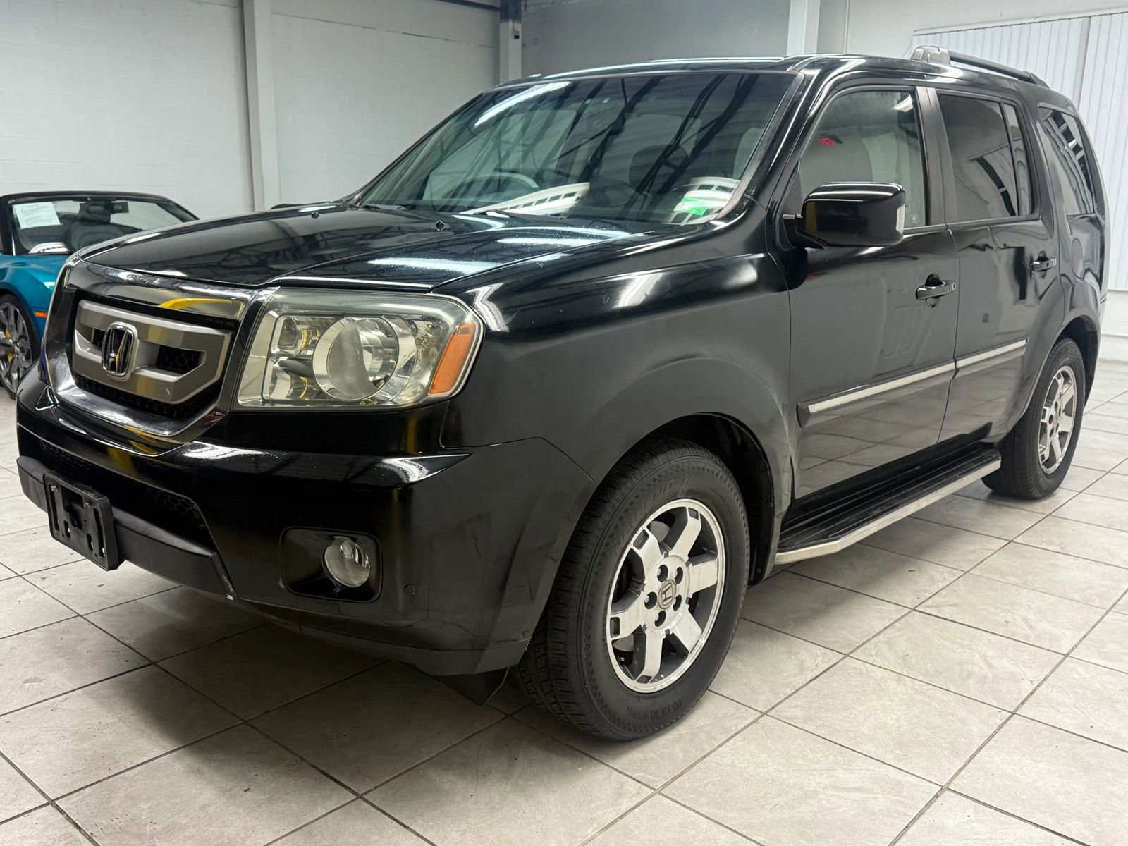Used 2010 Honda Pilot Touring image 3