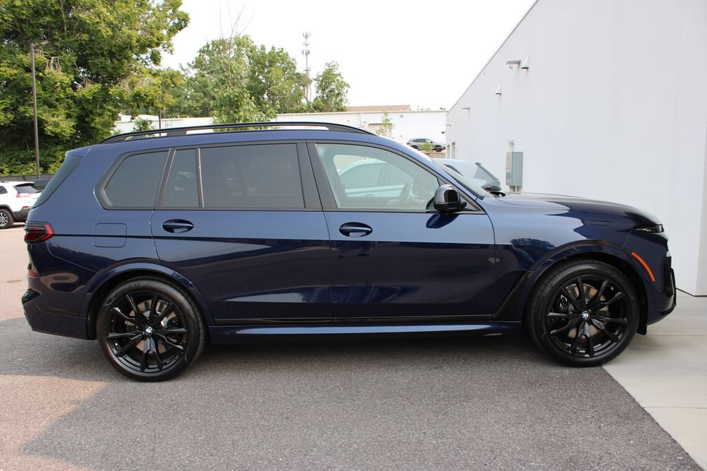 New 2027 BMW X7 M60i AWD/4WD image 31