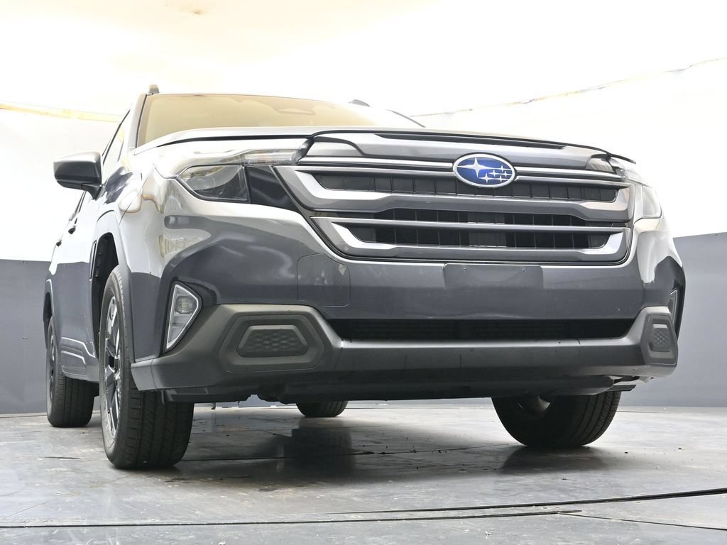 Certified 2025 Subaru Forester Premium AWD/4WD image 36