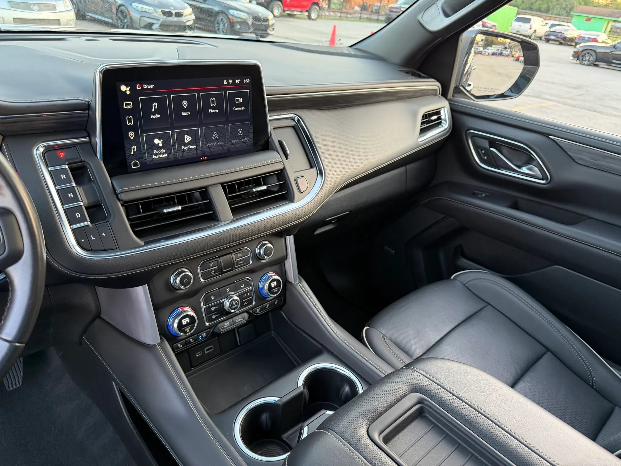 Used 2023 GMC Yukon XL SLT AWD/4WD image 43