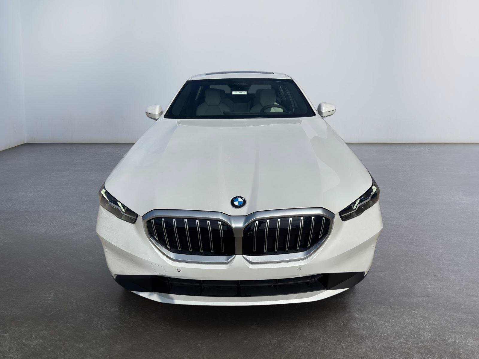 New 2026 BMW 530i xDrive AWD/4WD image 10