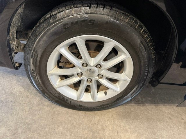 Certified 2020 Dodge Grand Caravan SXT FWD image 18