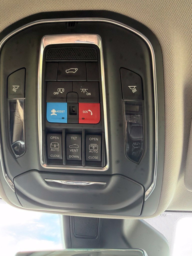 Used 2024 Jeep Grand Cherokee Limited 4xe w/ Luxury Tech Group II AWD/4WD image 34
