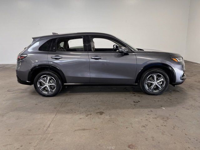 Used 2025 Honda HR-V EX-L image 2