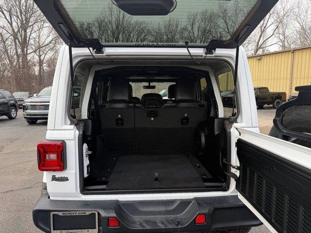 Used 2020 Jeep Wrangler Unlimited Sahara image 28