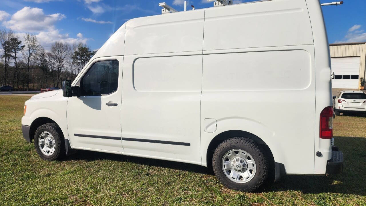 Used 2020 Nissan NV 2500 SV image 4