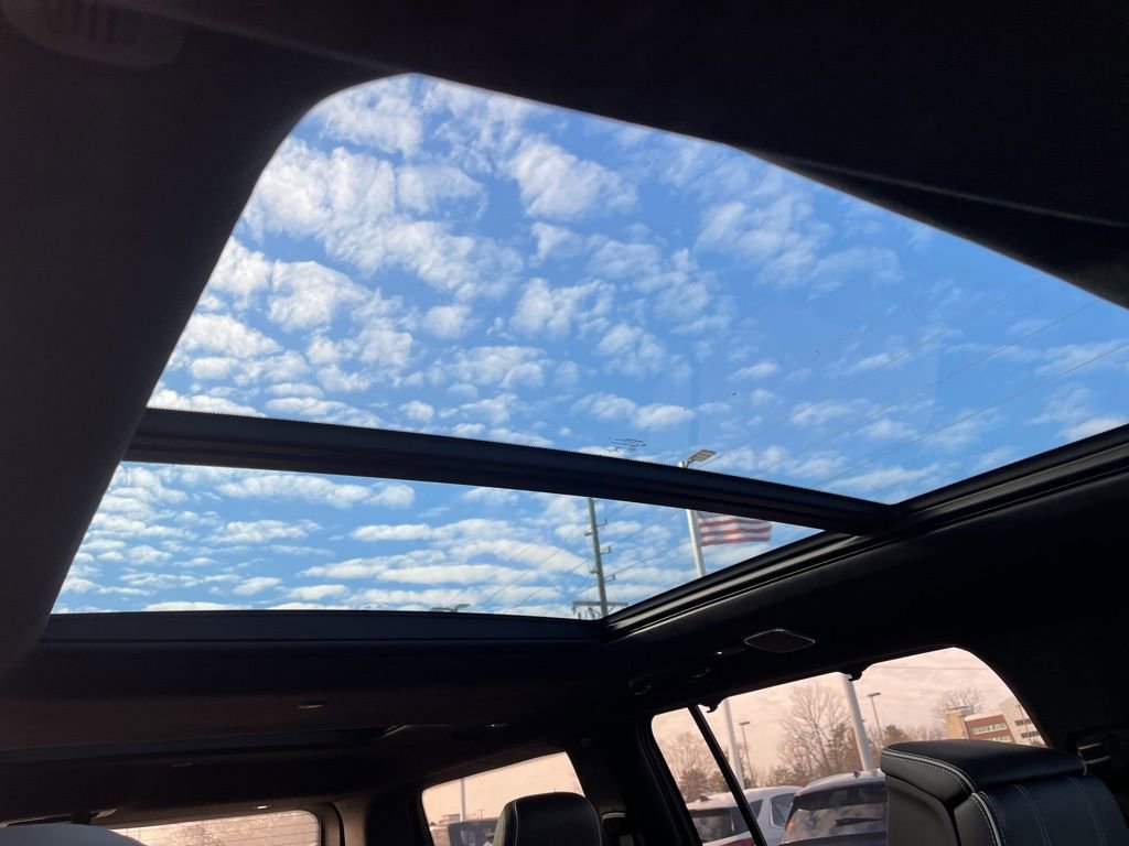 Used 2022 Jeep Grand Wagoneer Series II image 48