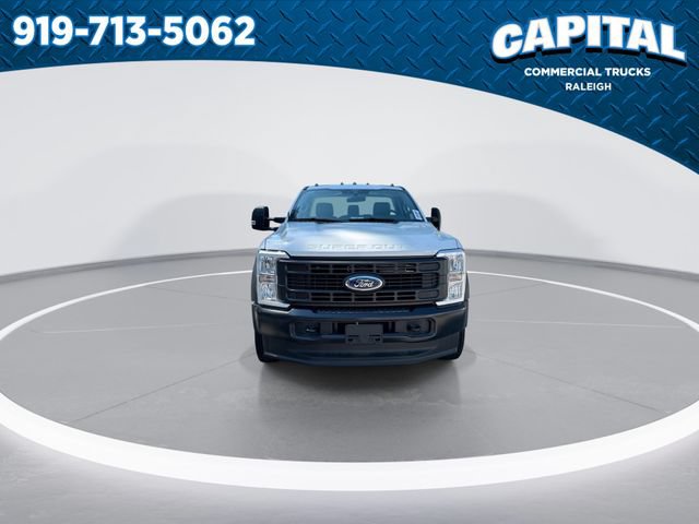 New 2026 Ford F550 4x4 Regular Cab Super Duty image 3
