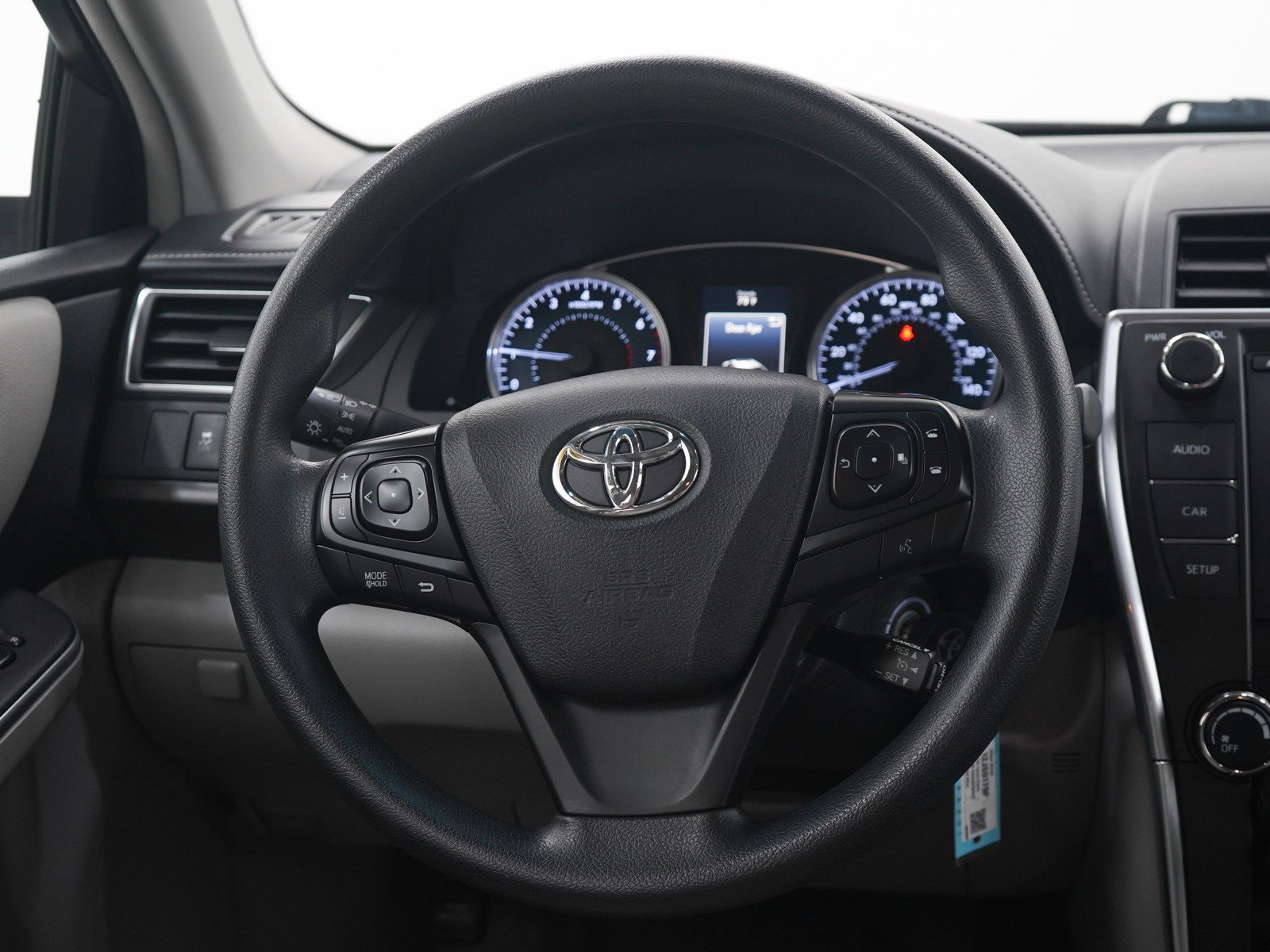 Used 2016 Toyota Camry LE FWD image 15
