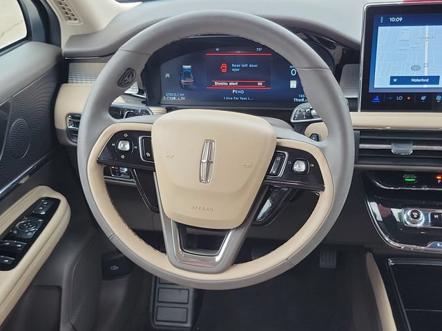 Used 2023 Lincoln Corsair AWD w/ Equipment Group 101A image 25