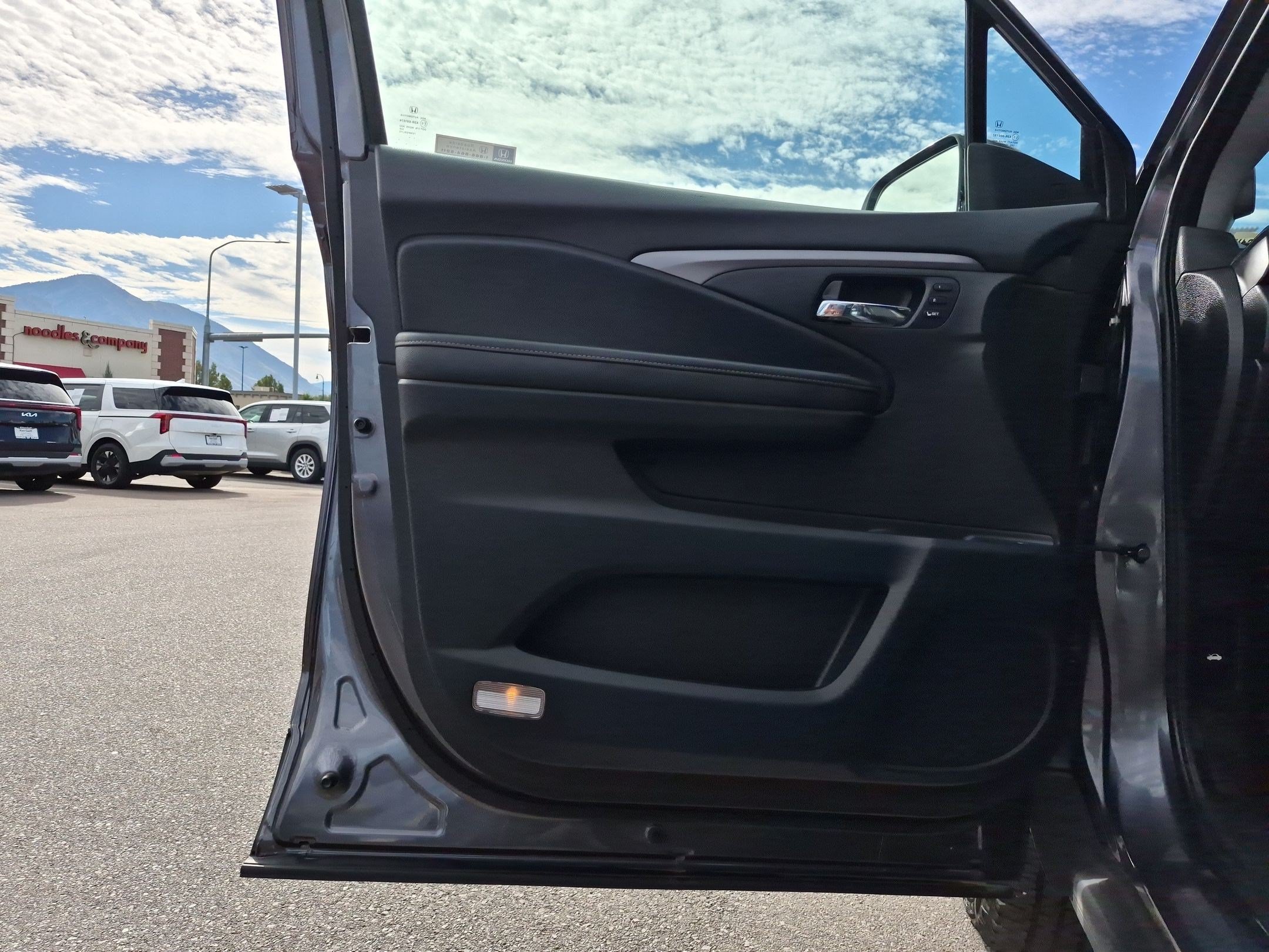 Used 2023 Honda Ridgeline RTL-E image 14