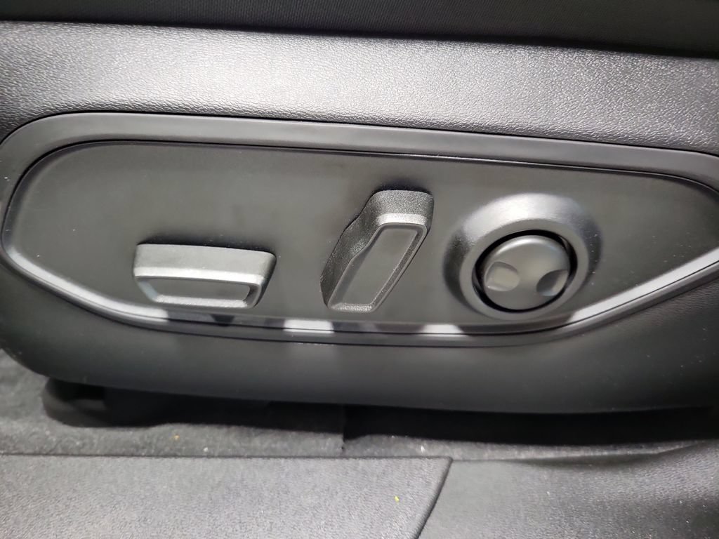 New 2026 Jeep Cherokee Limited AWD/4WD image 11