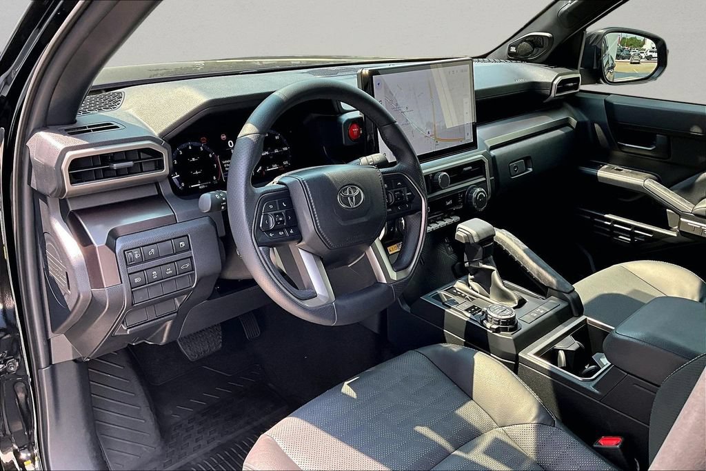 Certified 2025 Toyota 4Runner TRD Off-Road Premium AWD/4WD image 17