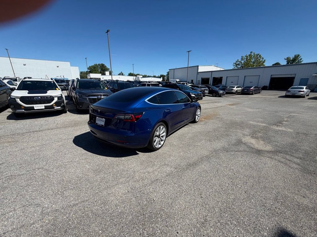 Used 2019 Tesla Model 3 Long Range AWD/4WD image 5