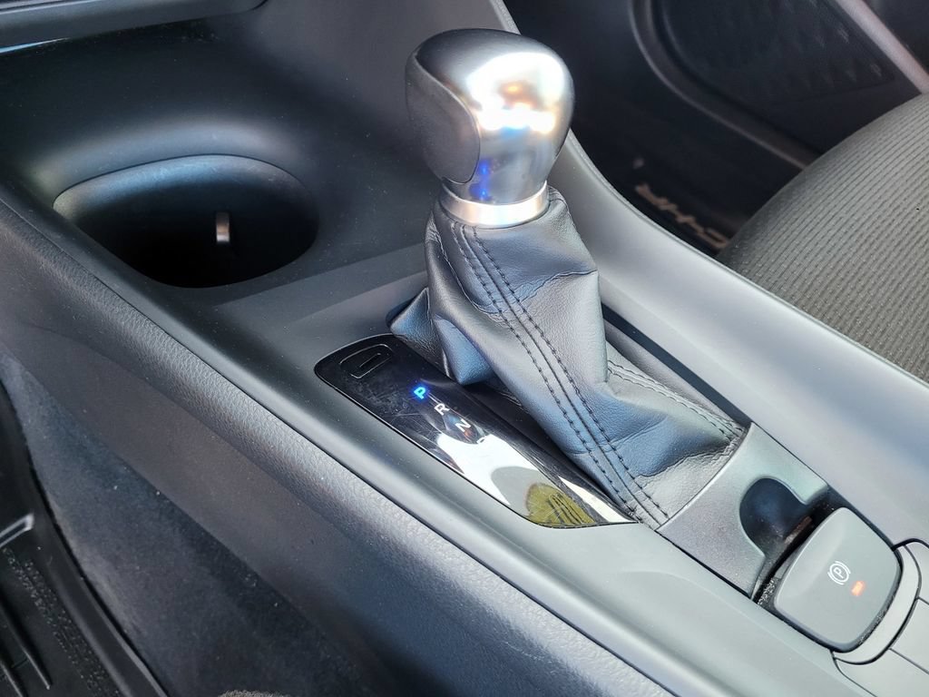 Used 2019 Toyota C-HR LE FWD image 15