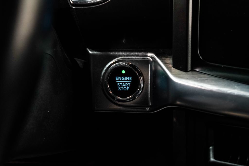 Used 2022 Ford F150 Lariat image 28