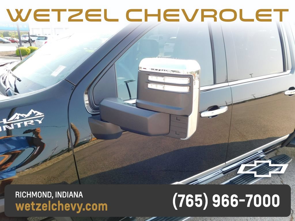 Used 2025 Chevrolet Silverado 2500 High Country w/ Technology Package AWD/4WD image 15