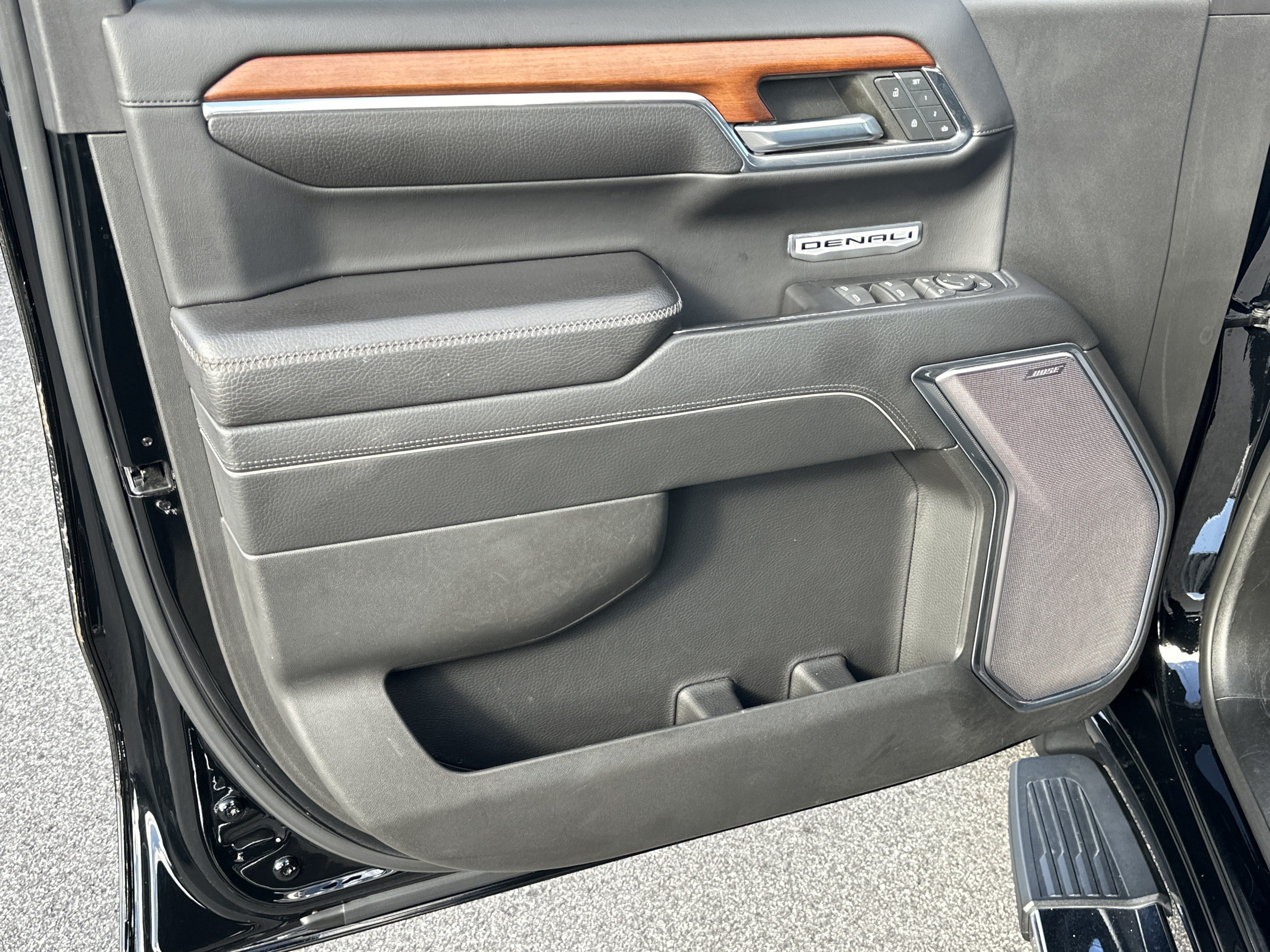 Certified 2022 GMC Sierra 1500 Denali AWD/4WD image 12