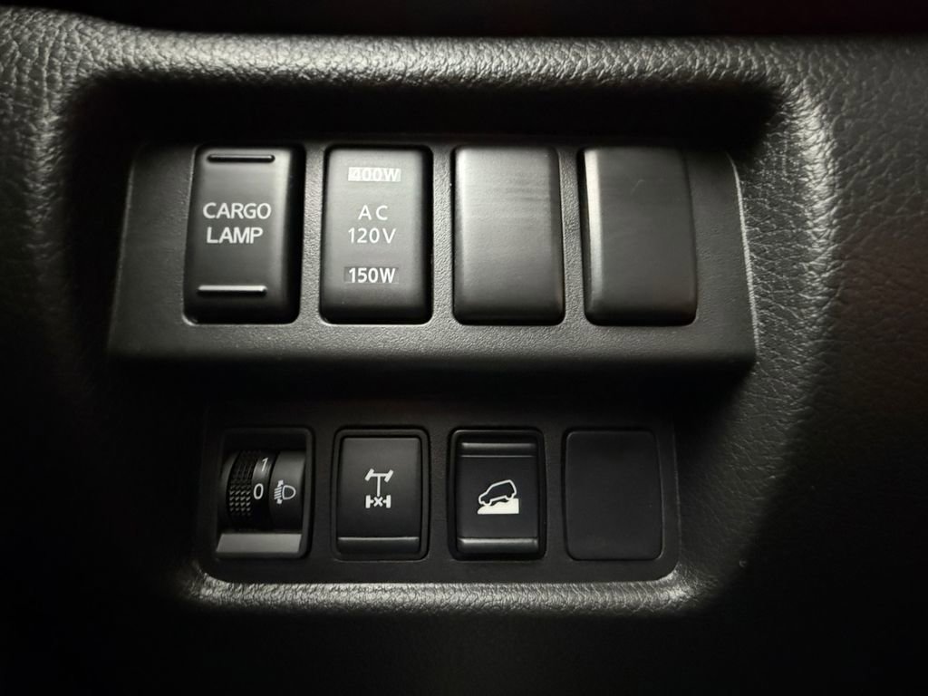 Used 2024 Nissan Titan PRO-4X w/ Pro-4x Utility Package image 27