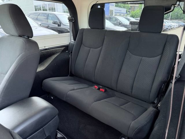 Used 2016 Jeep Wrangler Sport AWD/4WD image 16