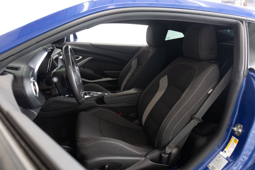Used 2022 Chevrolet Camaro SS RWD image 17