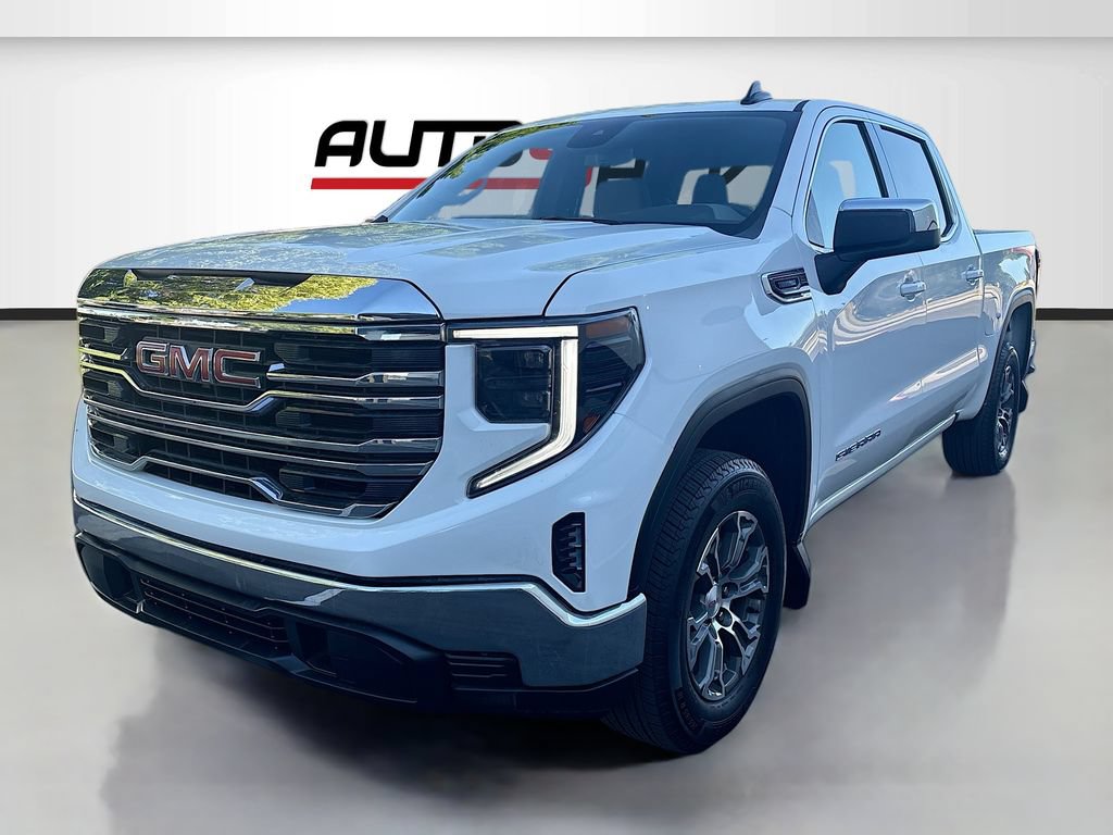 Used 2026 GMC Sierra 1500 SLE w/ LPO, GMC Protection Package RWD image 3