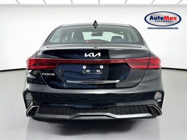 Used 2023 Kia Forte LXS image 7