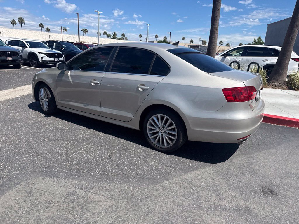 Used 2013 Volkswagen Jetta SEL FWD image 13