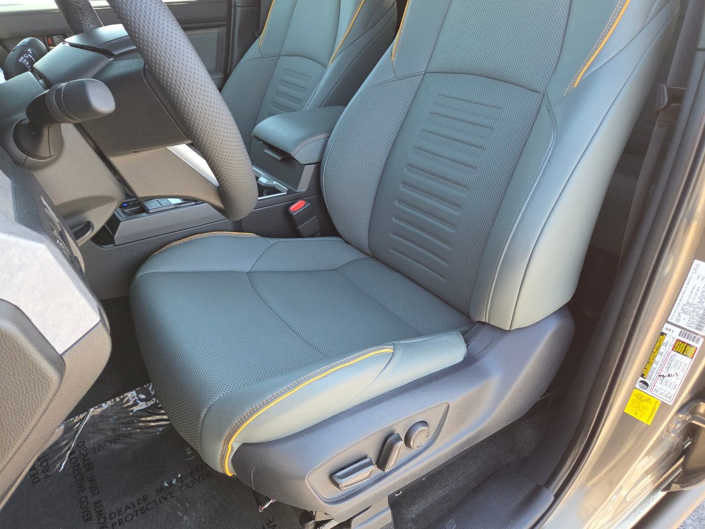 Used 2024 Toyota Tacoma Trailhunter image 32