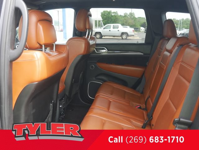 Used 2016 Jeep Grand Cherokee SRT AWD/4WD image 41