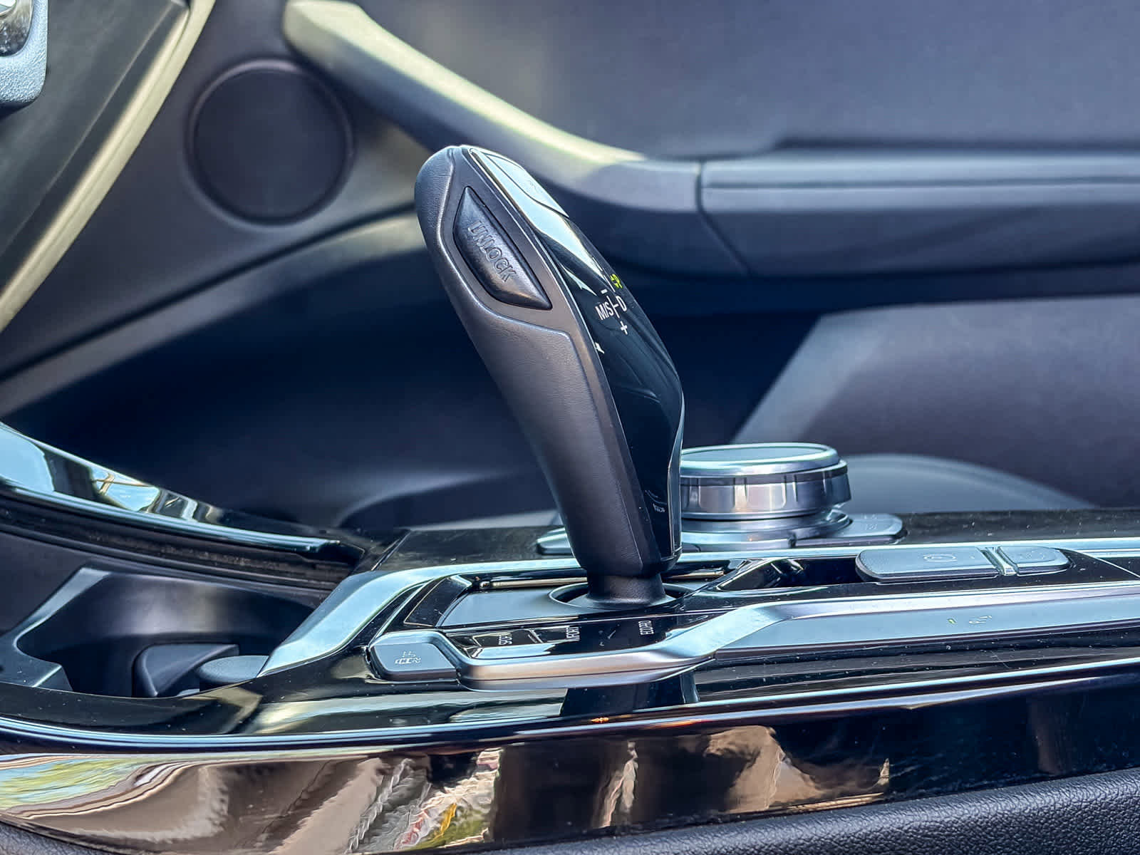 Used 2019 BMW X3 sDrive30i w/ Premium Package image 21