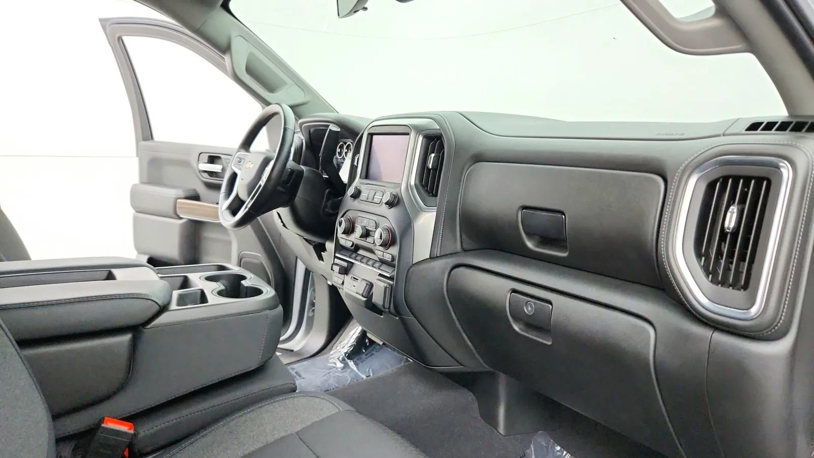 Used 2020 Chevrolet Silverado 1500 LT w/ All-Star Edition image 45