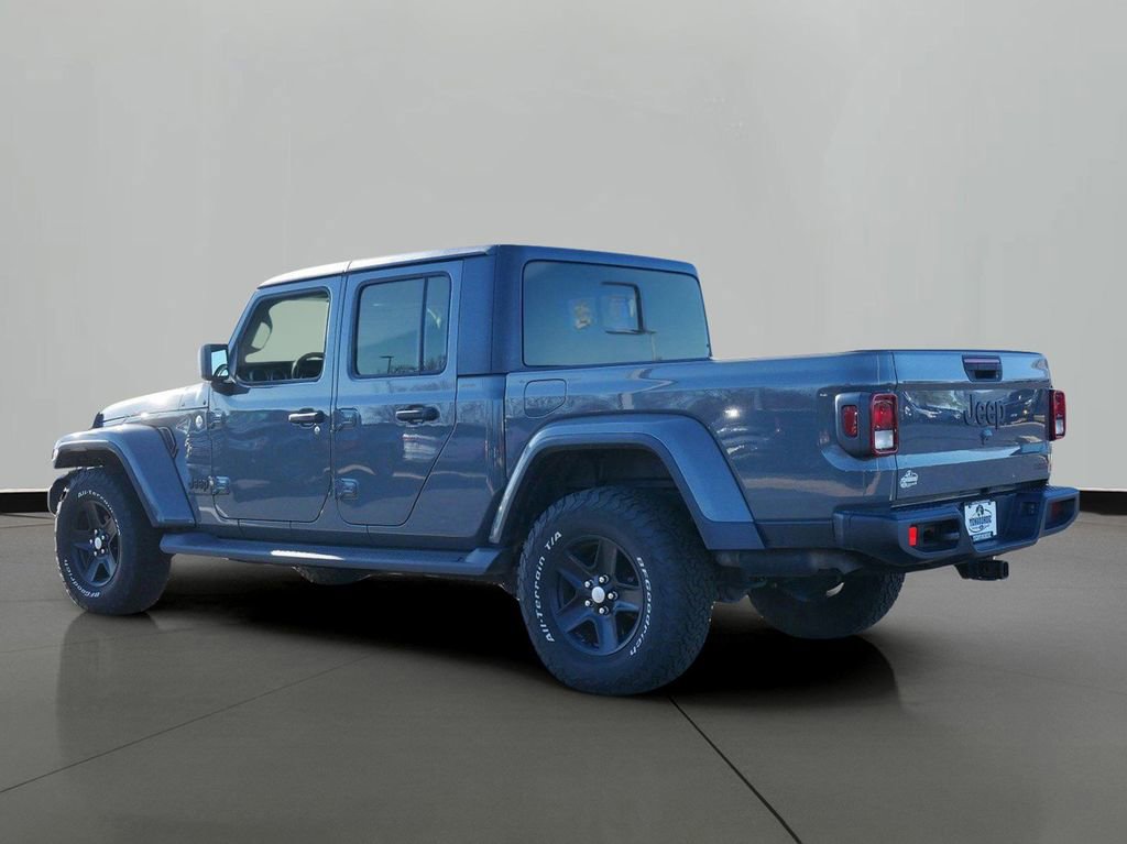 Used 2021 Jeep Gladiator Sport image 2