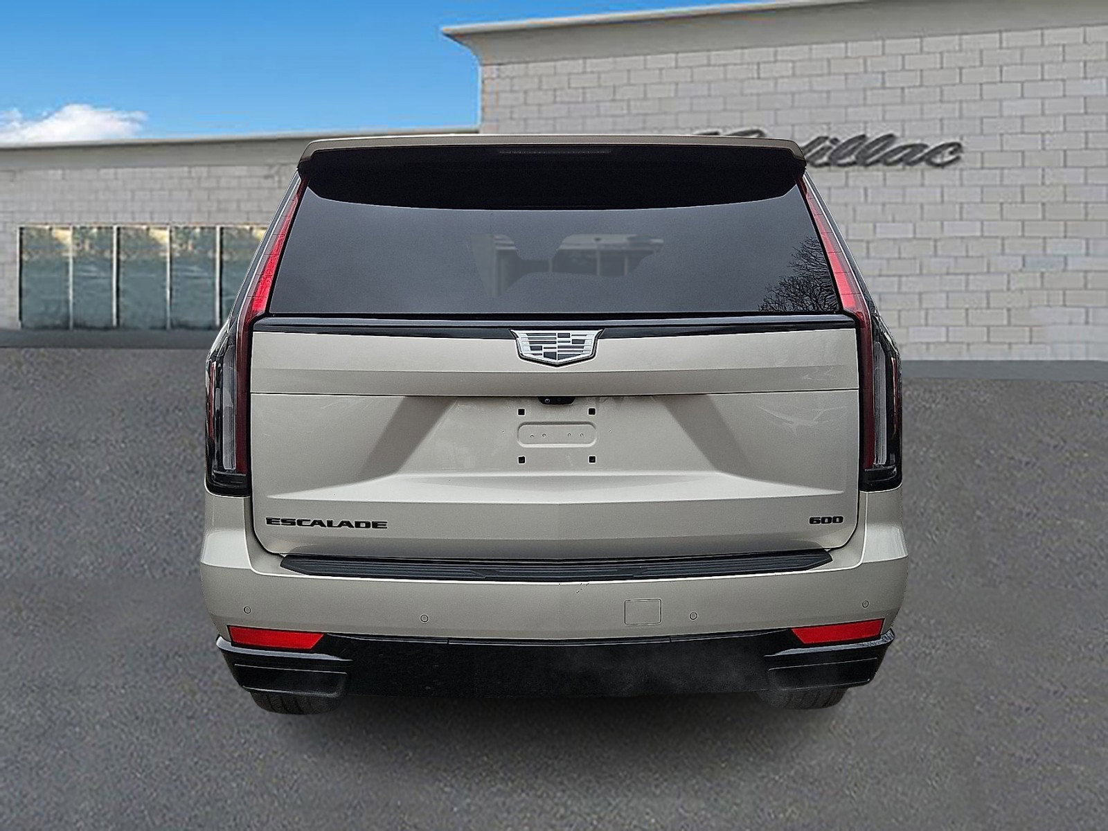 Certified 2024 Cadillac Escalade Sport Platinum w/ LPO, ONYX Package image 5