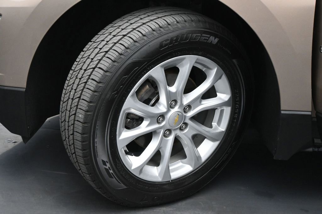 Used 2018 Chevrolet Equinox LT image 16